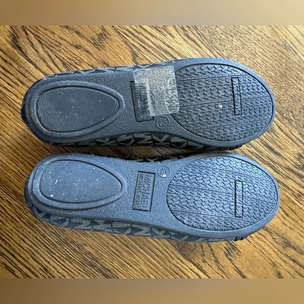Michael Kors girls dress flats size 13
